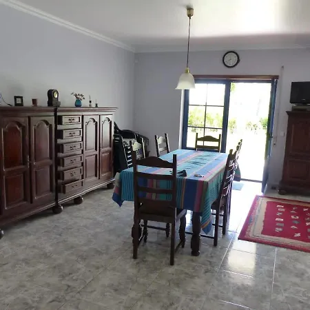 Appartement Casa Cecilia Seaside Serenity And Coastal Charm Coimbrão